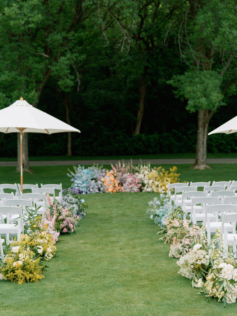 ourdoor colorful wedding ceremony 